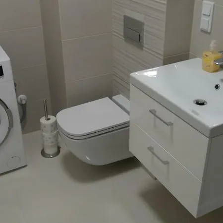 Apartament Amber Deluxe Ul. Grudziadzka , 2 Km Od Plazy Brzezno * Γκντανσκ
